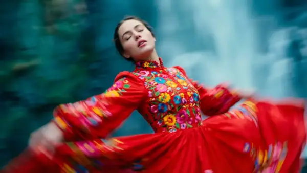 Motion fashion shot